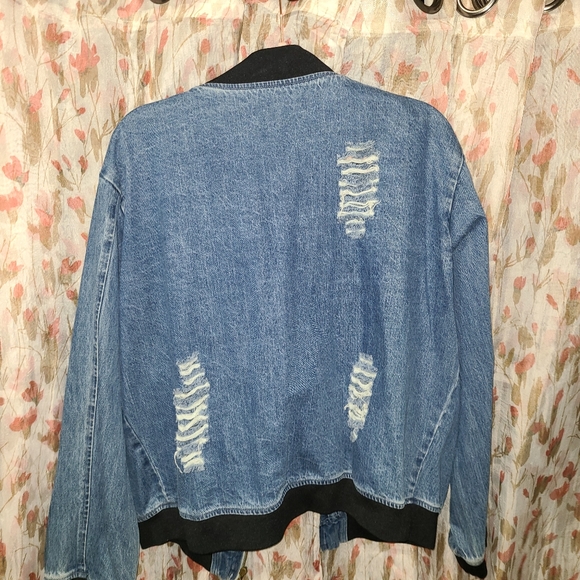 Jacket - Picture 2 of 2